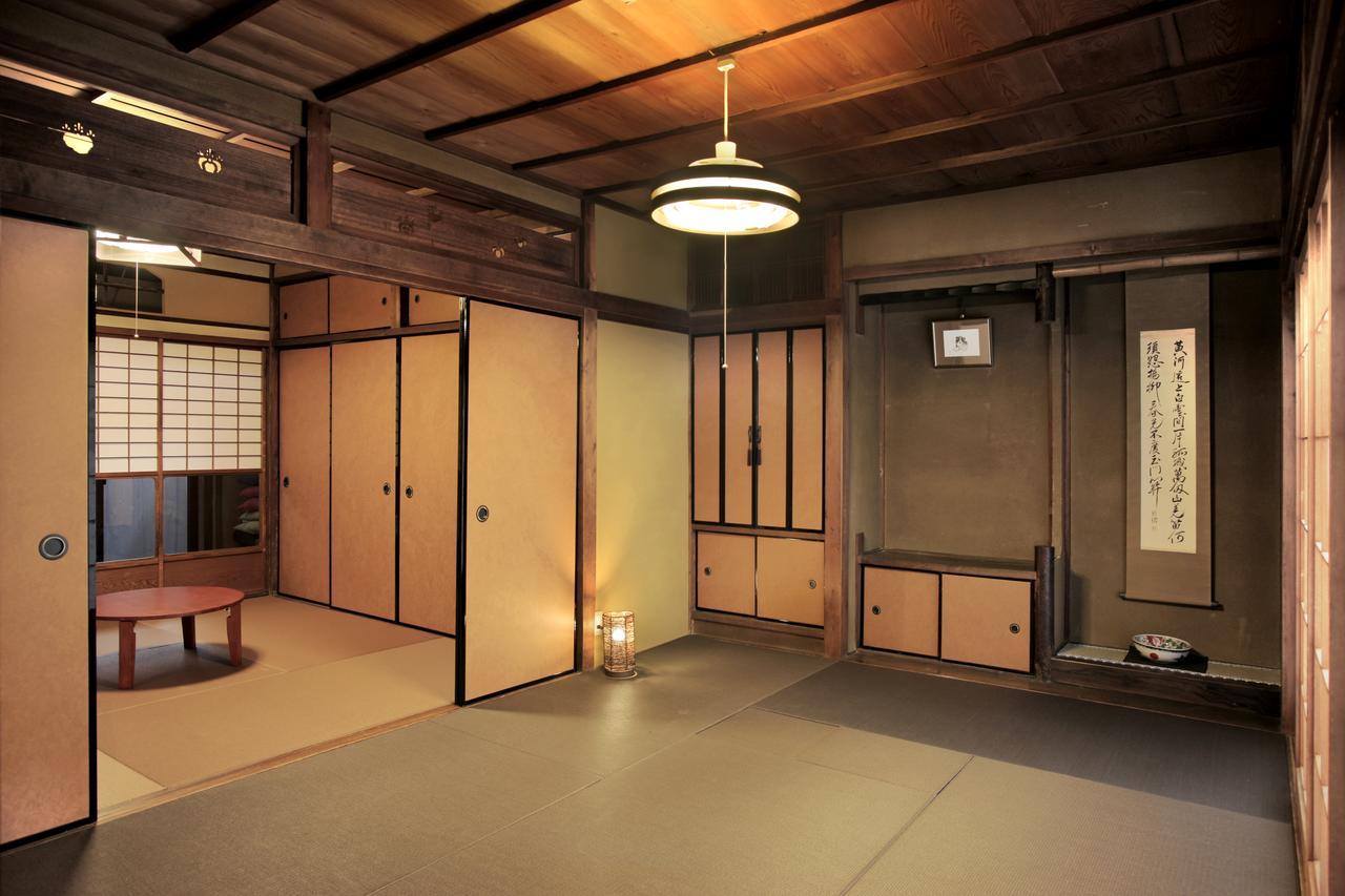 Kiyomizuan 清水庵 車庫2台可 ビフォアアフターの匠 坂田基禎さん改築の京町家 Hotel เกียวโต ภายนอก รูปภาพ
